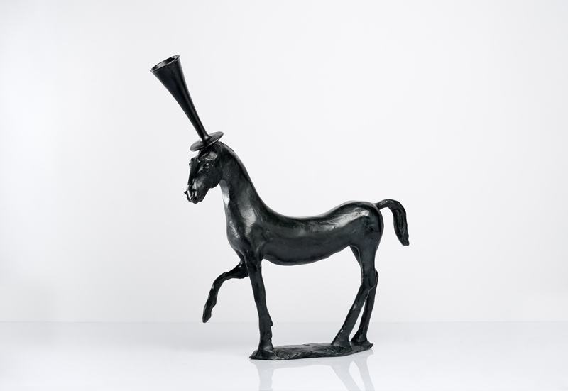  - chevaux-et-compagnie-barry-flanagan-horse-with-listening-trumpet