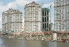 Paris/Moscou/Photographies : Thibault Cuisset. courtesy Galerie Les Filles du calvaire