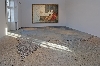 Sur mesures : Vue de l’installation de VLADIMIR SKODA, Entropia grande, 1- ?, 2001-2005 (collection de l’artiste) dans l’atelier de JACQUES RÉATTU.A l’arrière-plan : La mort d’Alcibiade, 1796 © ADAGP 2011. Ph. FRANTA BARTON