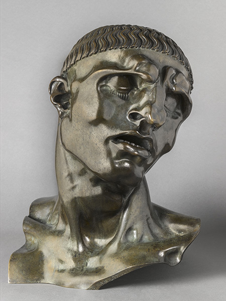 Adolfo Wildt (1868-1931) Le dernier symboliste : Adolfo Wildt. Vir temporis acti. 1921, sculpture en bronze, 55 x55 cm. Courtesy de l'artiste. © Musée d'Orsay (dist. RMN- Grand Palais) / Patrice Schmidt
